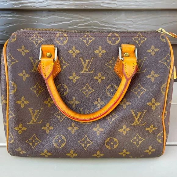 AUTHENTIC LOUIS VUITTON VINTAGE MONOGRAM SPEEDY 30 SP0964